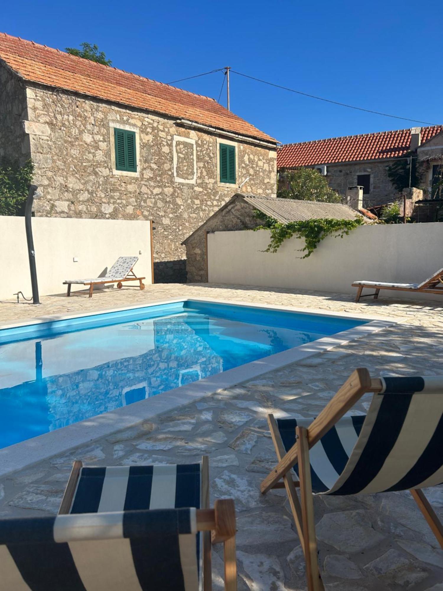 Holiday Home Hauser Vrbanj Bagian luar foto